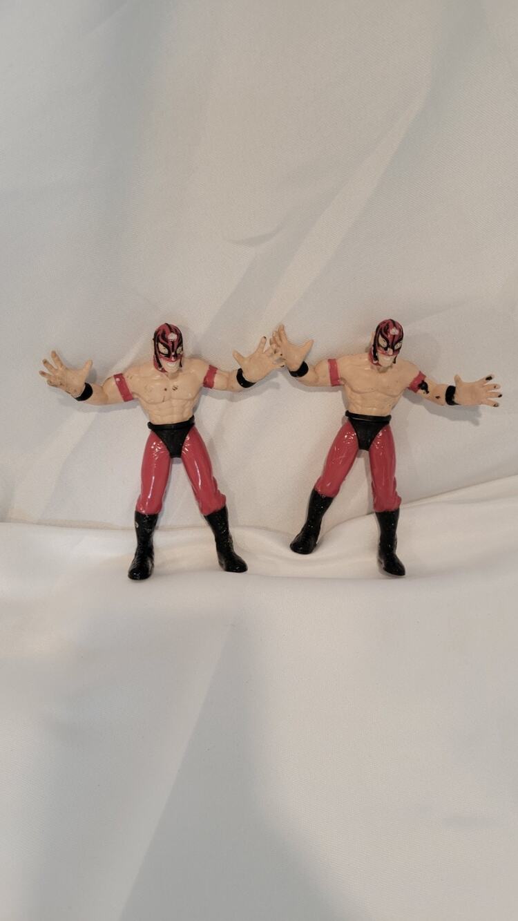 WWE WWF Rey Mysterio Action Figure Lot of 2 Red Black Mask Wrestling Figures